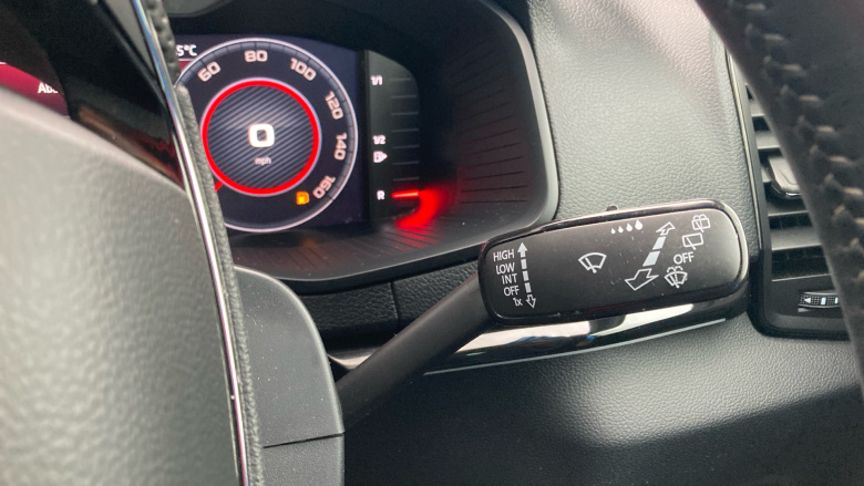 Skoda Karoq 1.5 TSI Sport Line 5dr DSG Petrol Estate